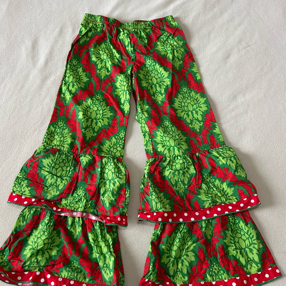 Ann Loren Green and Red Patterned Pants